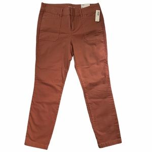 Old Navy Size 6 Ankle Pixie Pants